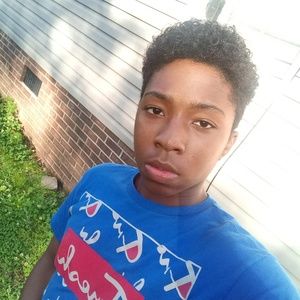 Meet your Posher, Pamela